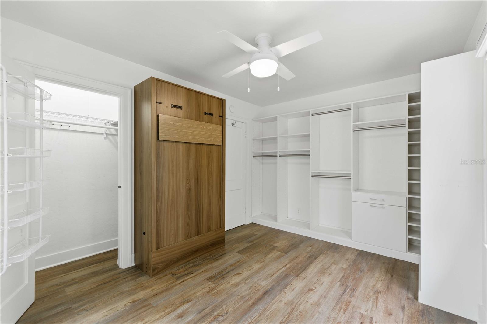 Image 17 of 40 For 923 2nd Street