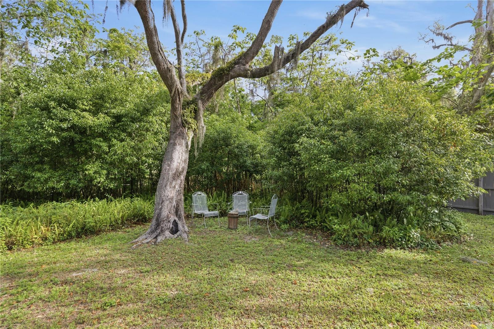 Image 30 of 40 For 923 2nd Street