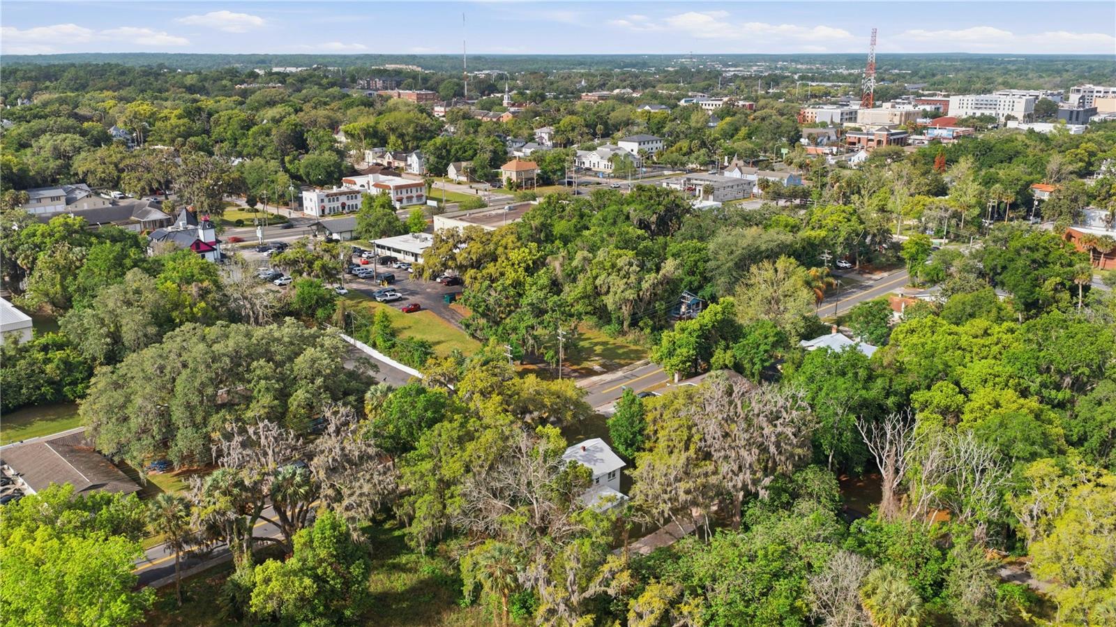 Image 35 of 40 For 923 2nd Street