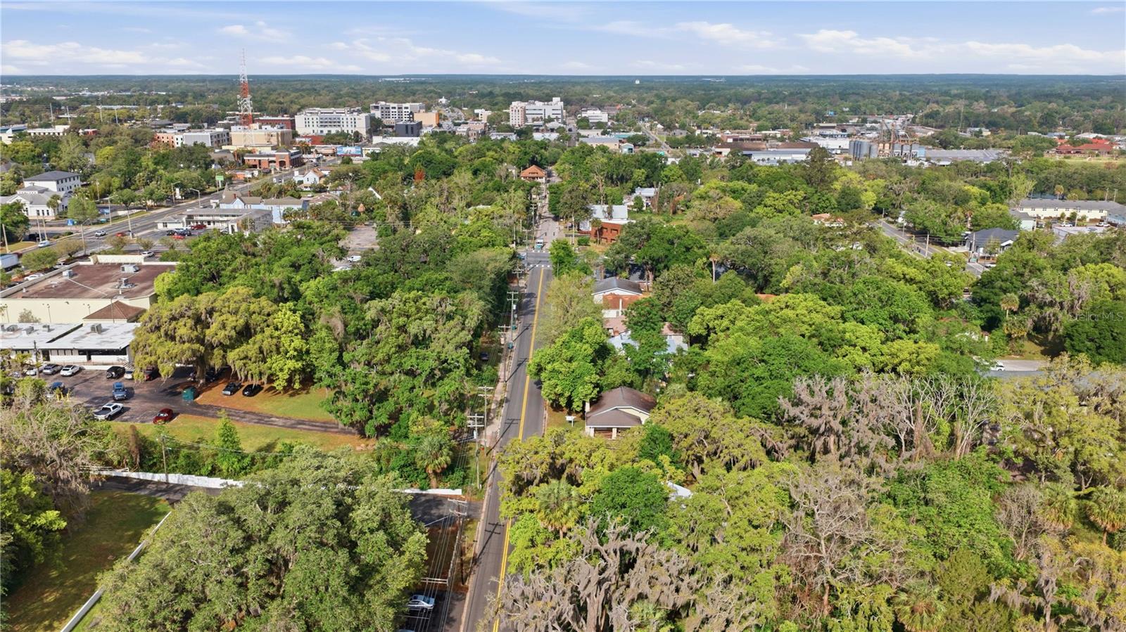 Image 37 of 40 For 923 2nd Street