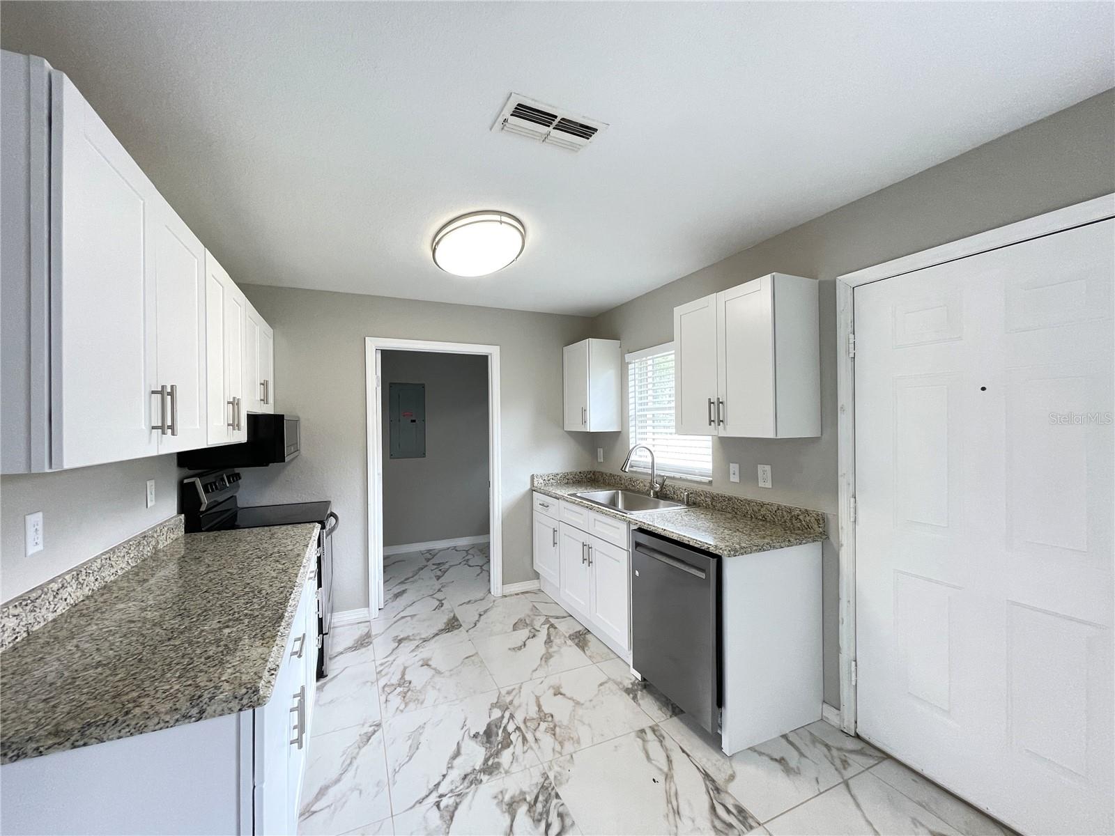 Image 4 of 23 For 4250 26th Terrace