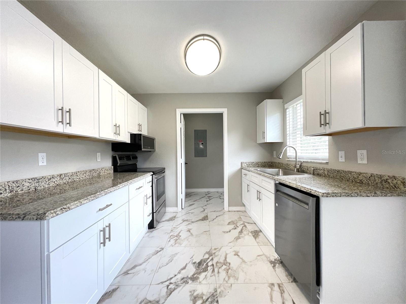 Image 6 of 23 For 4250 26th Terrace