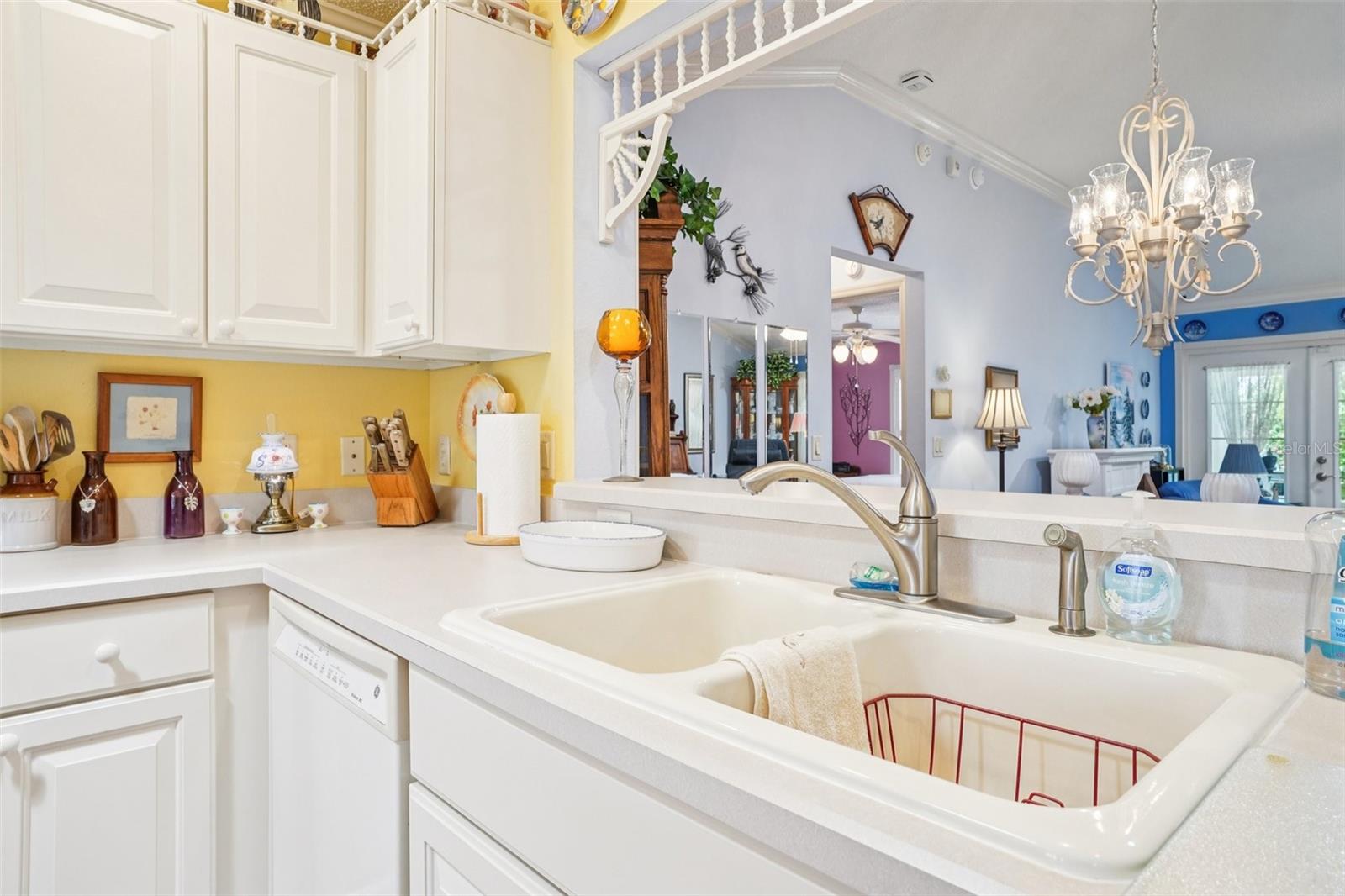 Image 13 of 40 For 9469 176th Saffold Street