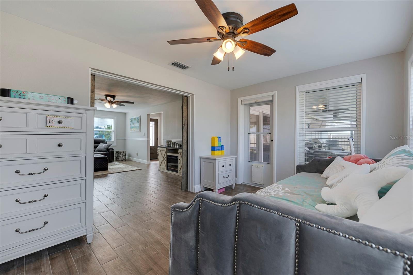 Image 22 of 46 For 242 176th Avenue E