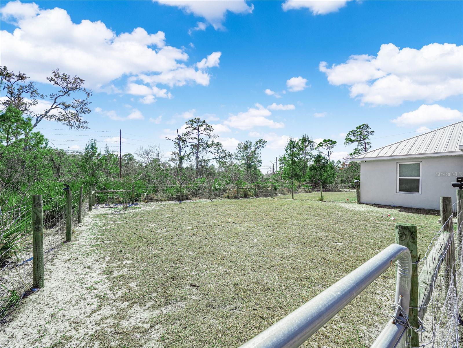 Image 30 of 41 For 13330 Christy Street