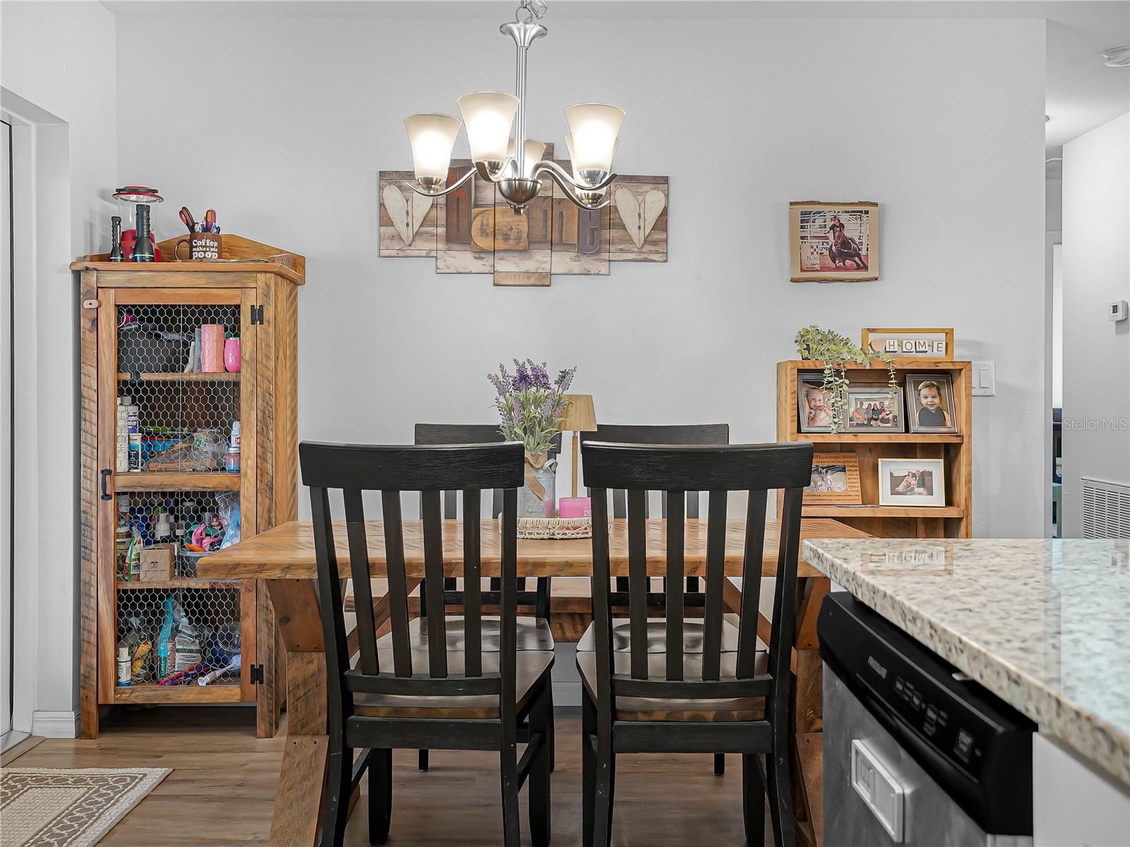 Image 9 of 41 For 13330 Christy Street