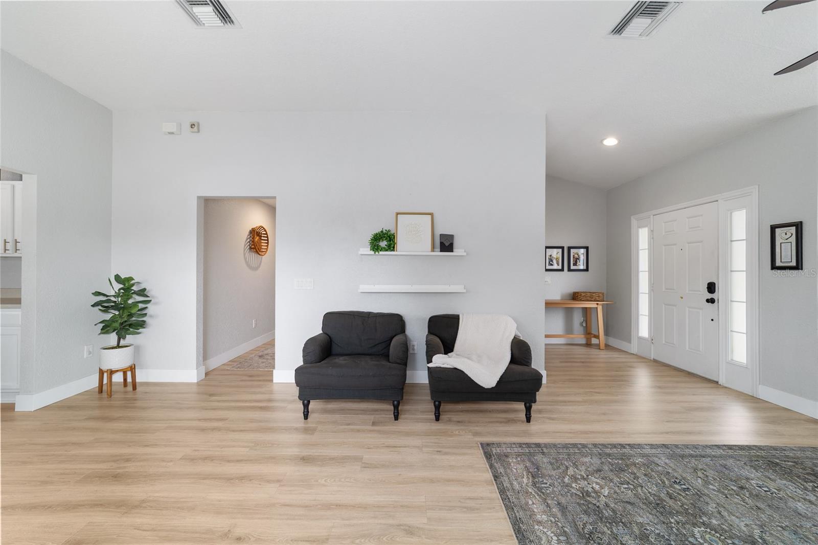 Image 17 of 68 For 5669 41st Street