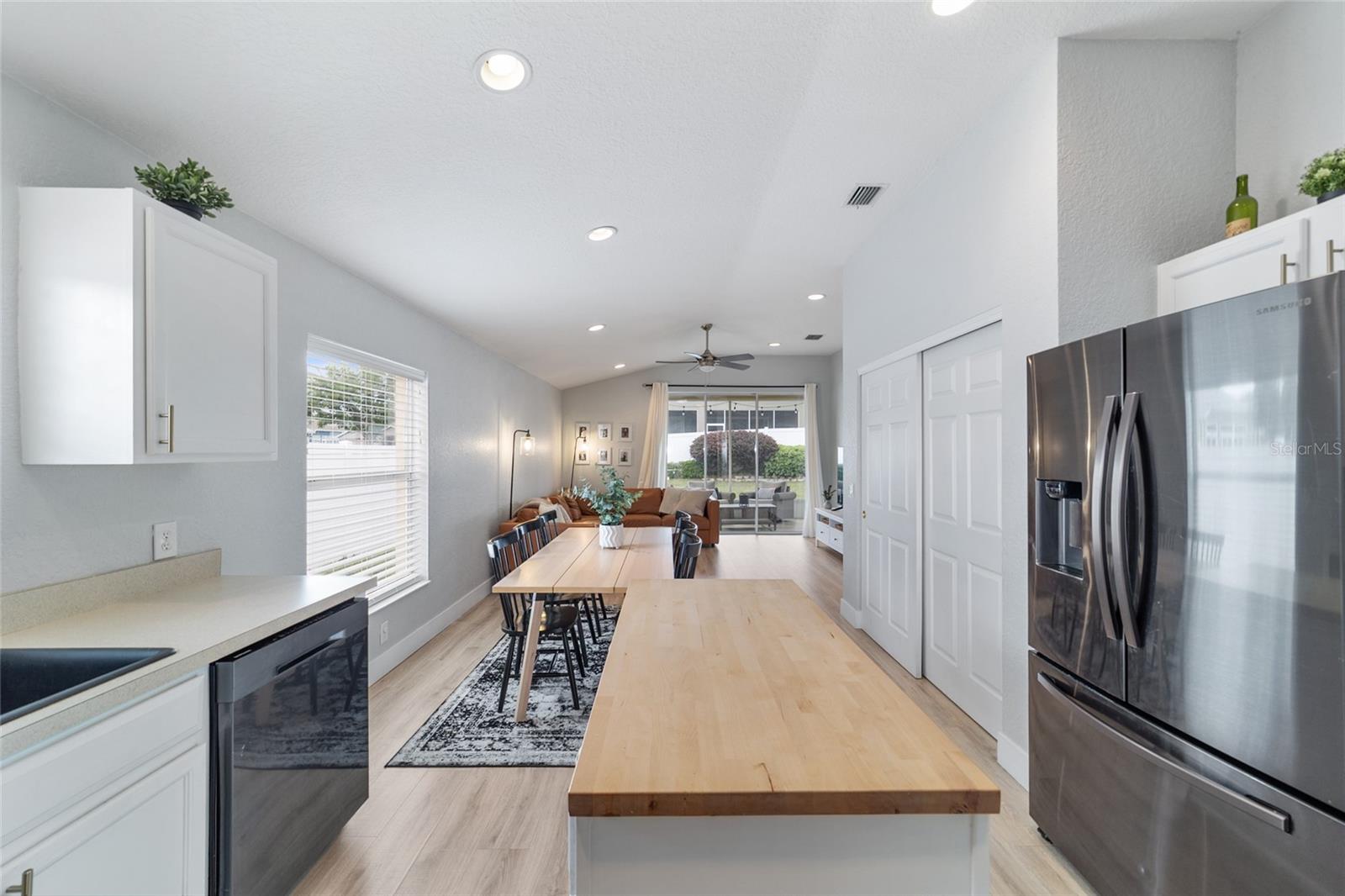 Image 23 of 68 For 5669 41st Street