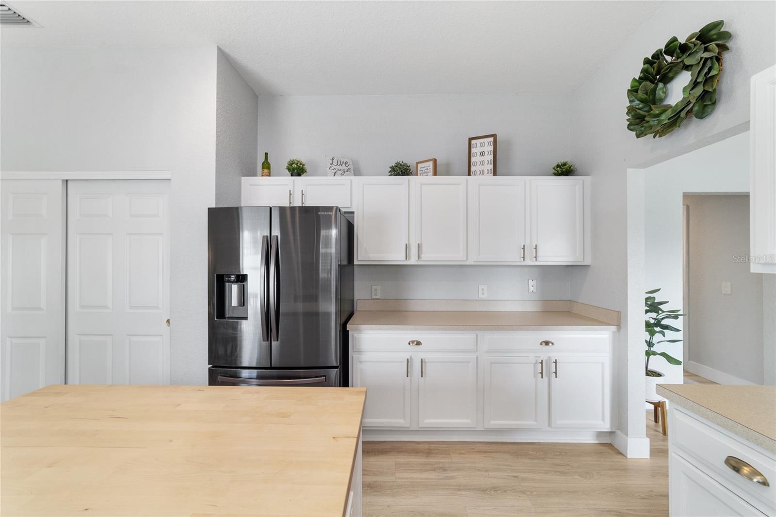 Image 24 of 68 For 5669 41st Street