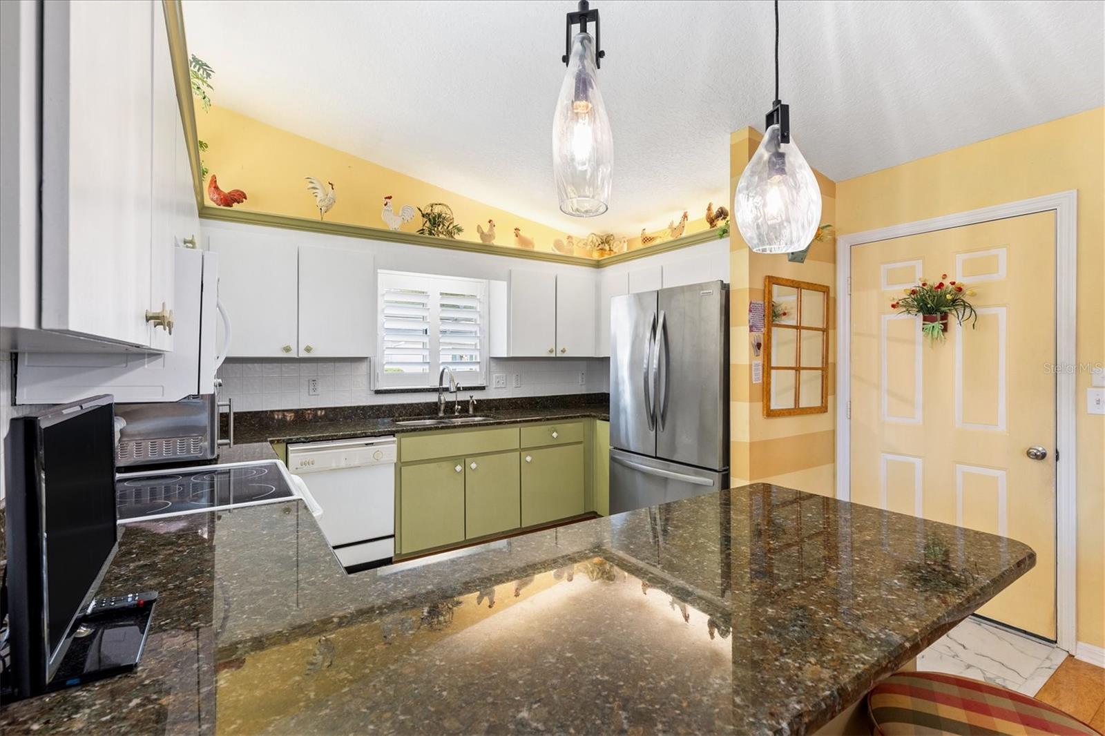 Image 10 of 52 For 17990 100th Terrace