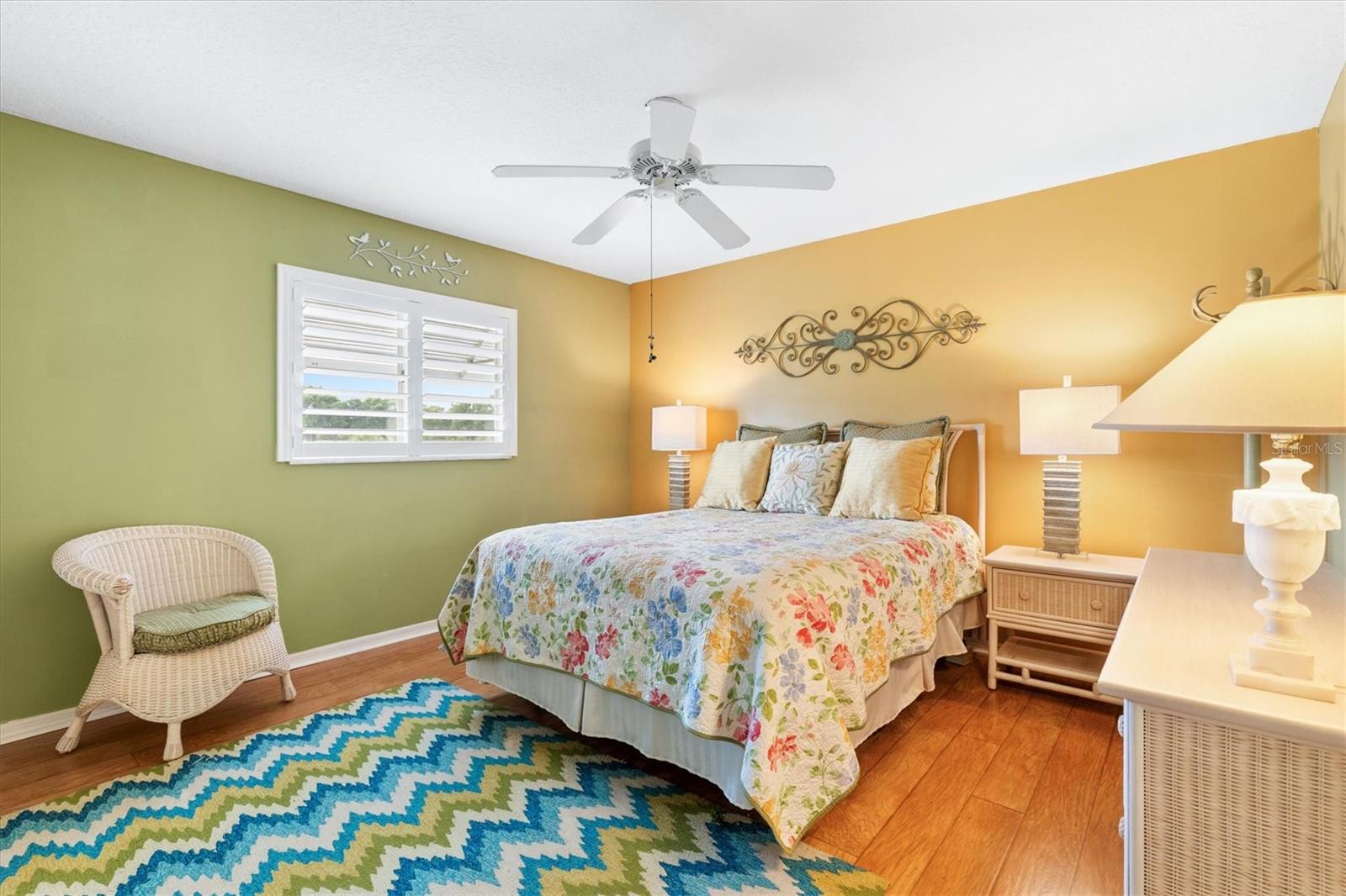 Image 27 of 52 For 17990 100th Terrace