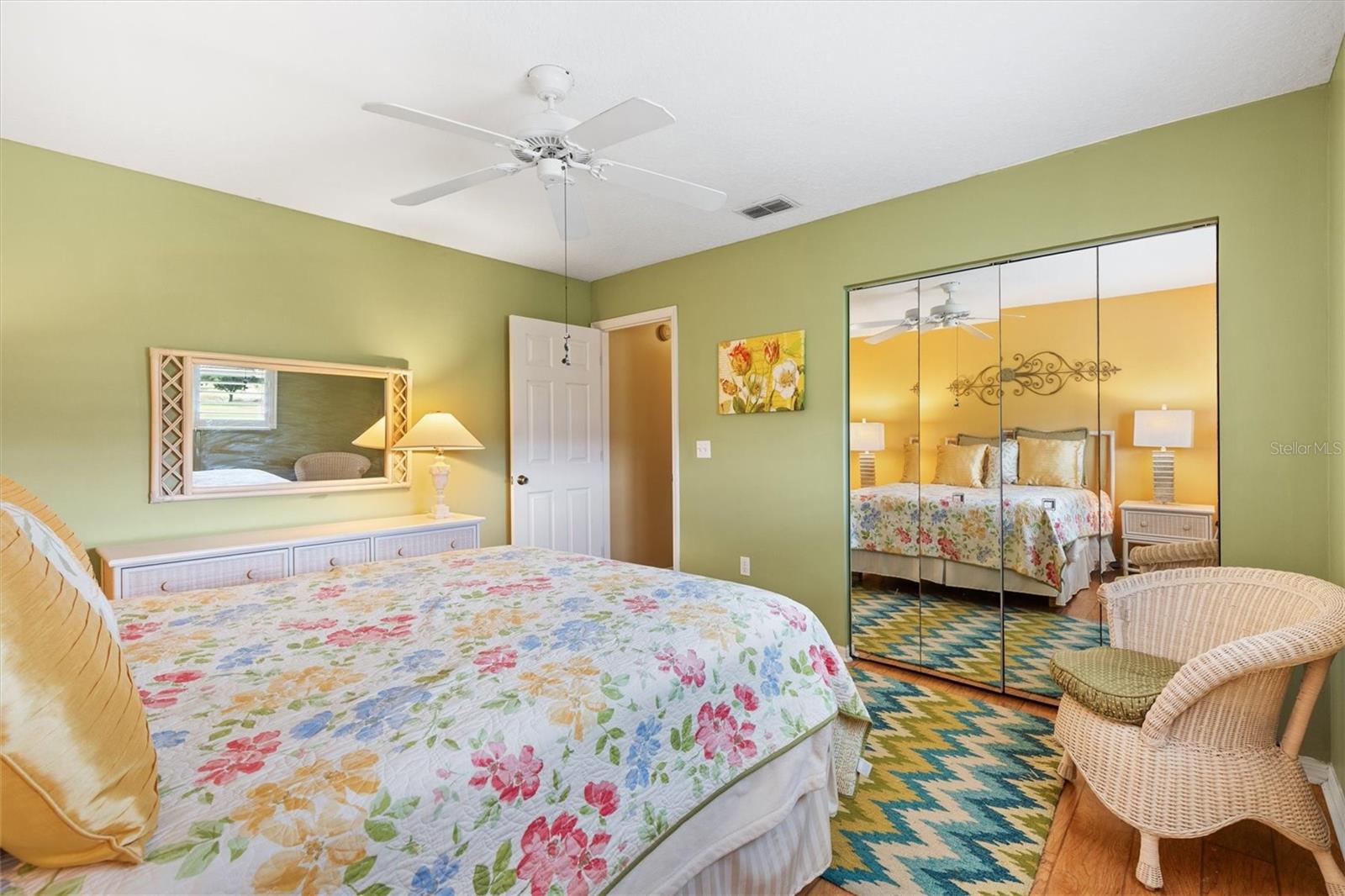 Image 28 of 52 For 17990 100th Terrace