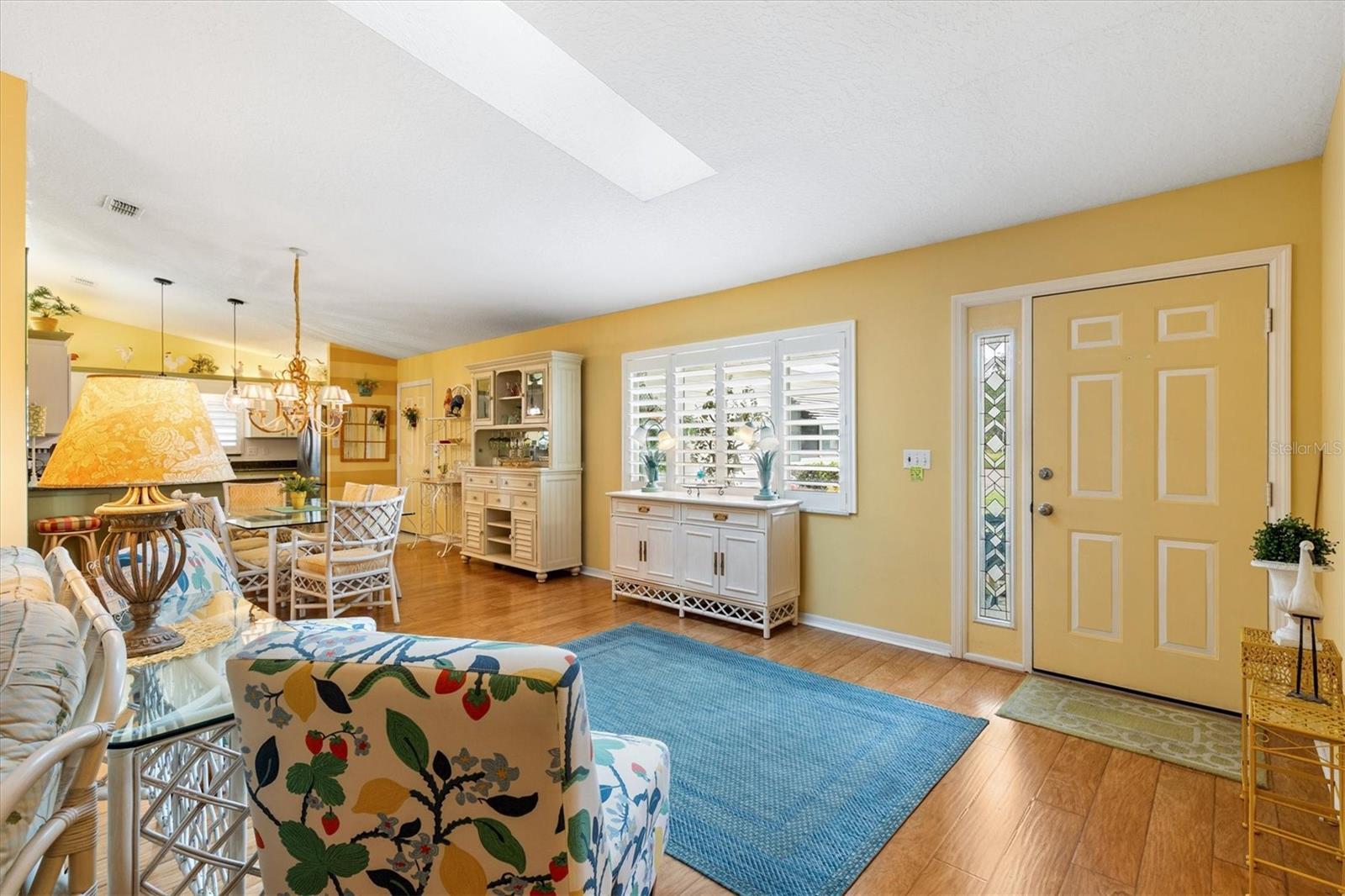 Image 4 of 52 For 17990 100th Terrace