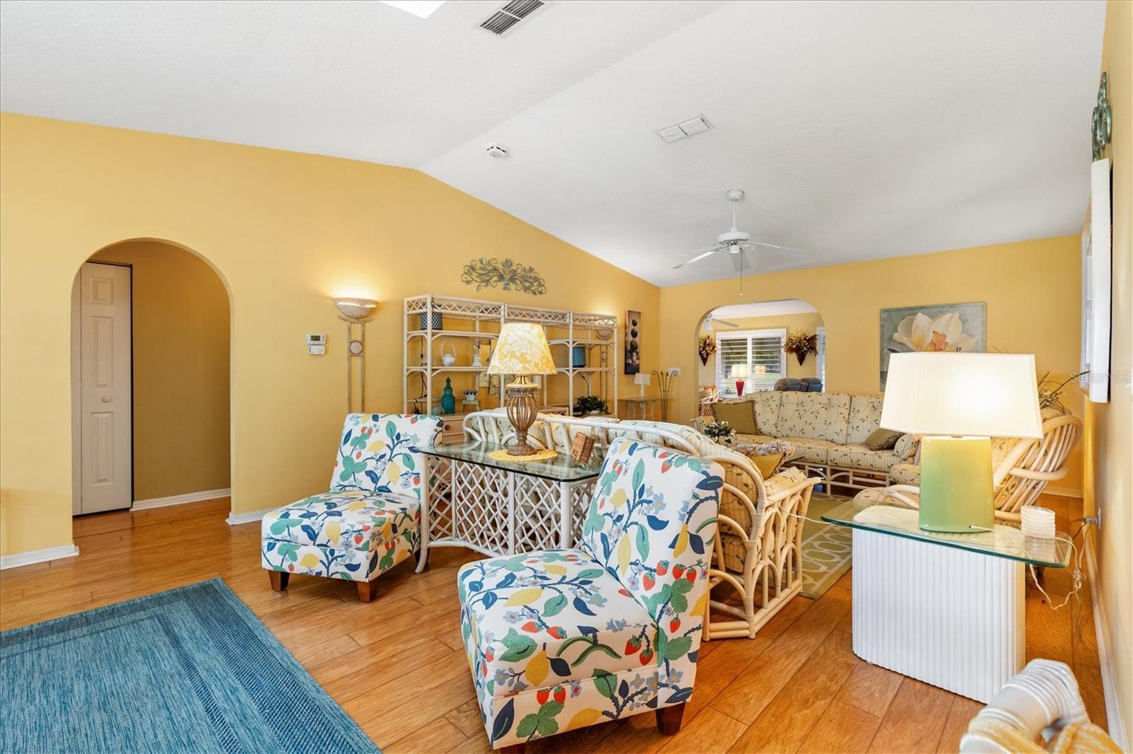 Image 6 of 52 For 17990 100th Terrace