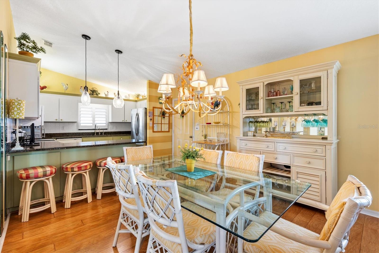 Image 7 of 52 For 17990 100th Terrace