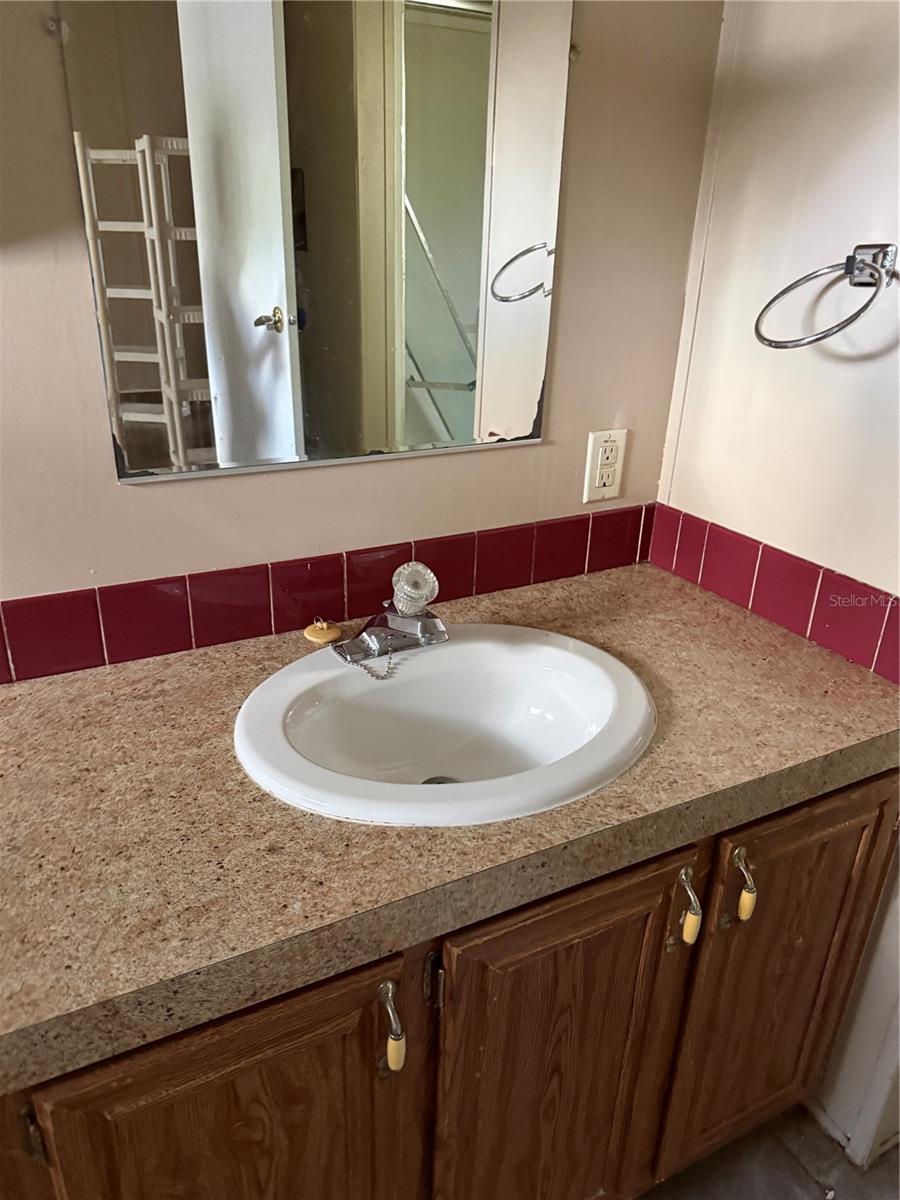 Image 11 of 15 For 14935 47th Court