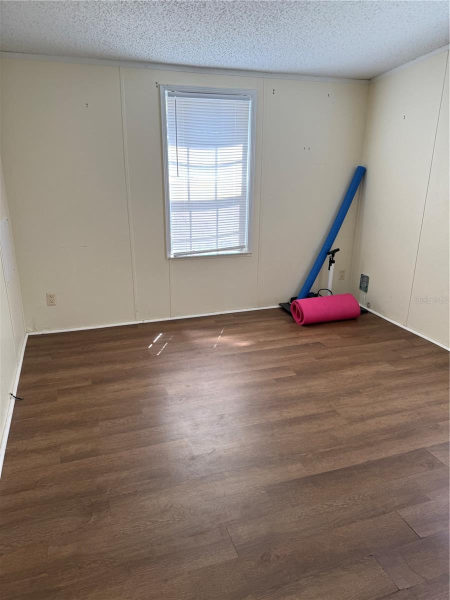 Image 8 of 15 For 14935 47th Court