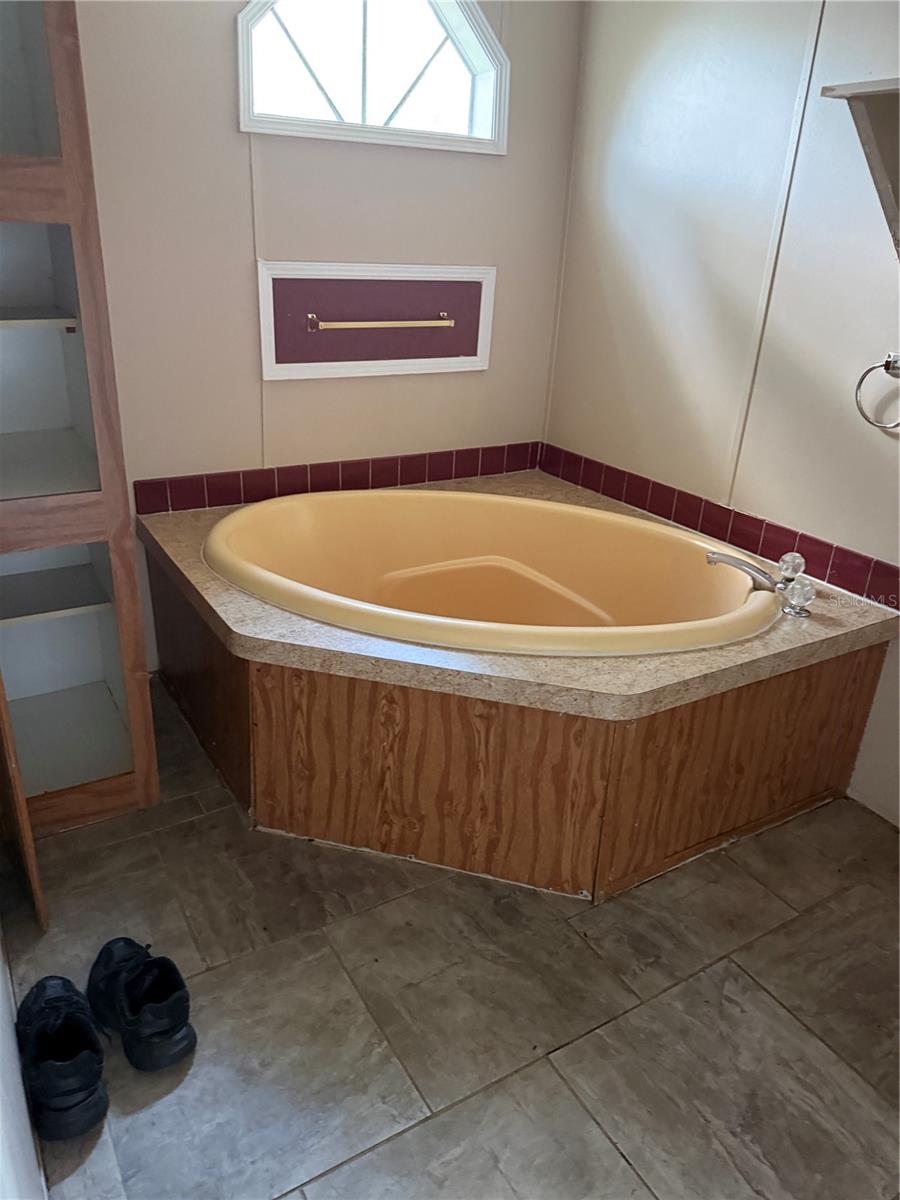 Image 9 of 15 For 14935 47th Court