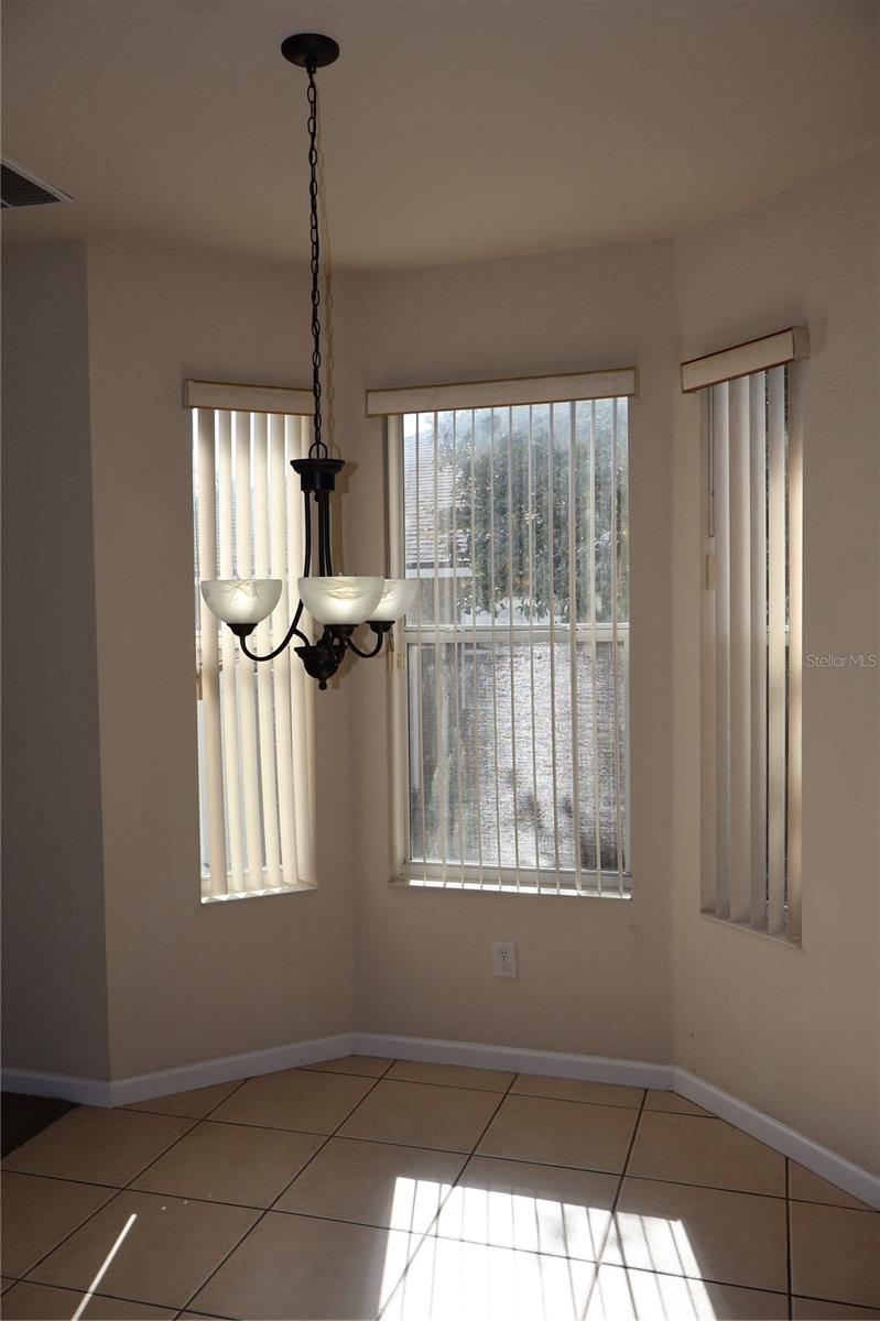 Image 16 of 63 For 4013 51st Court