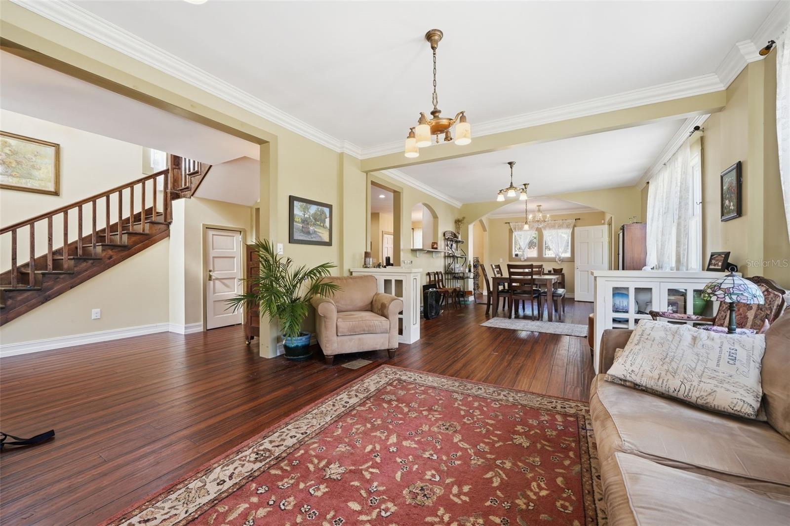 Image 22 of 65 For 812 Sanford Avenue