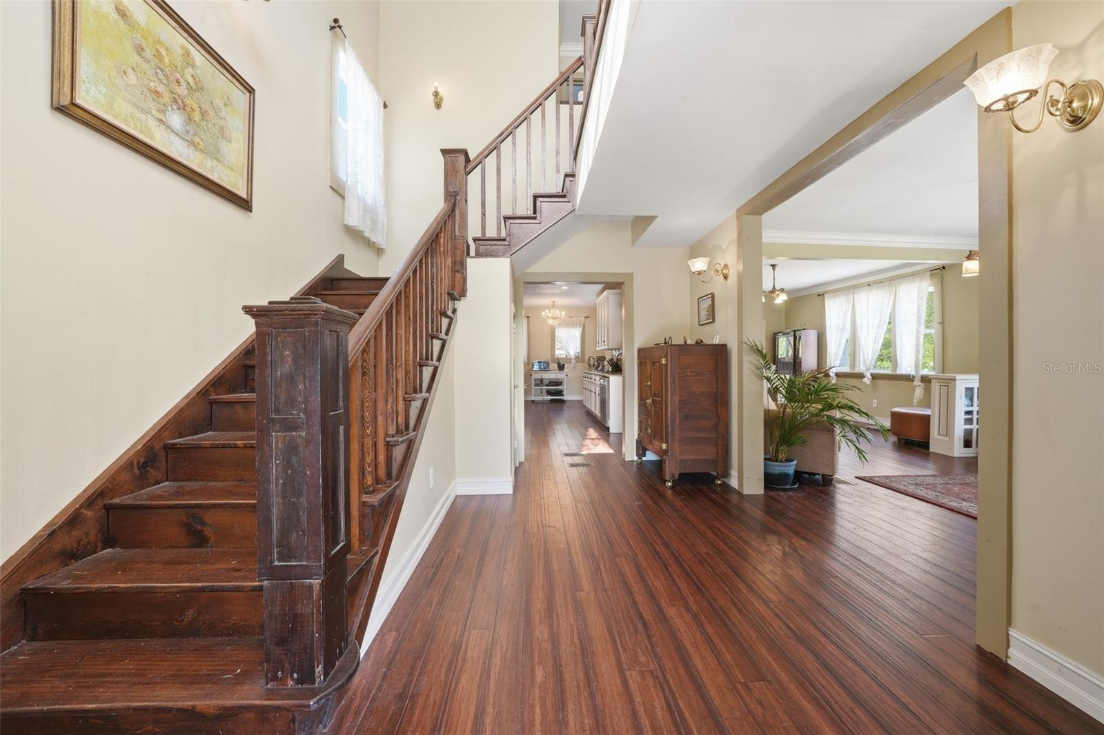 Image 23 of 65 For 812 Sanford Avenue