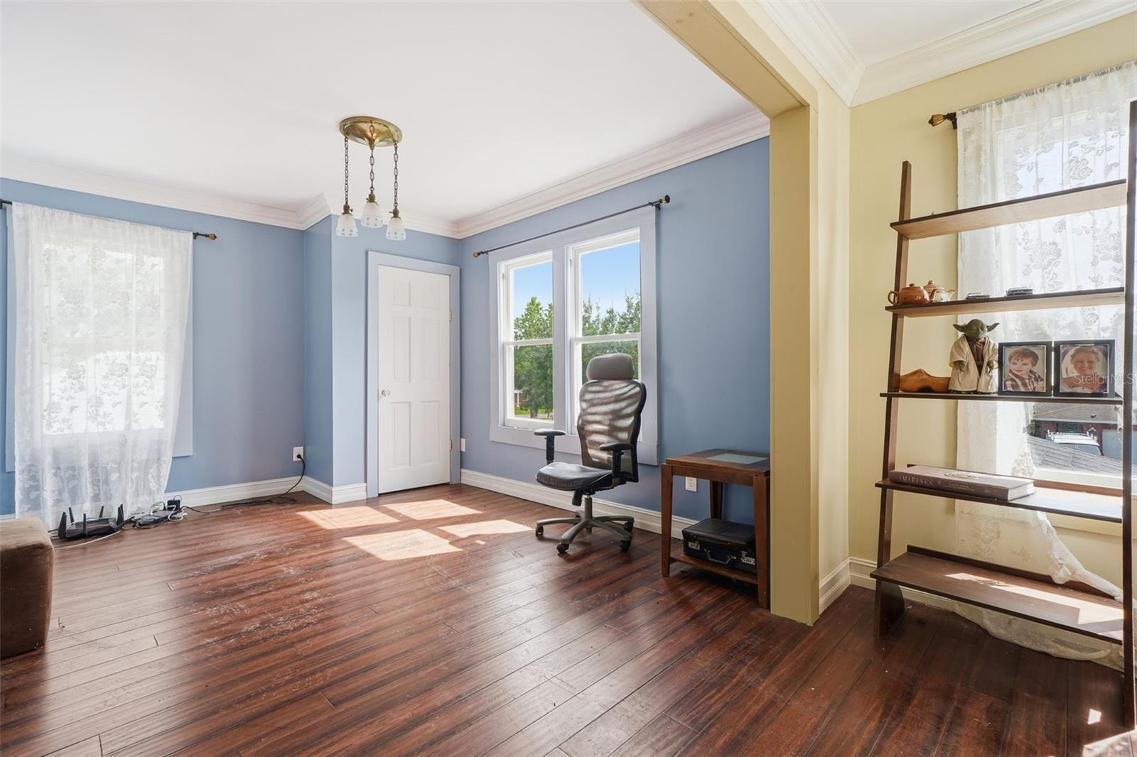 Image 25 of 65 For 812 Sanford Avenue