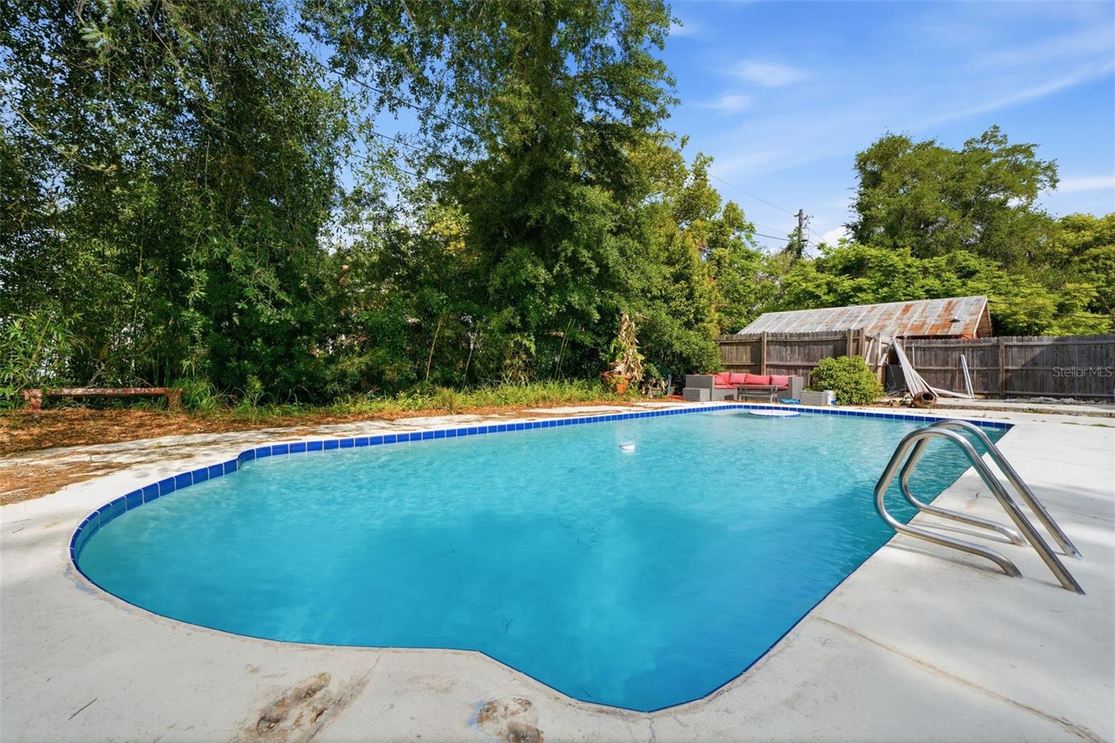 Image 62 of 65 For 812 Sanford Avenue