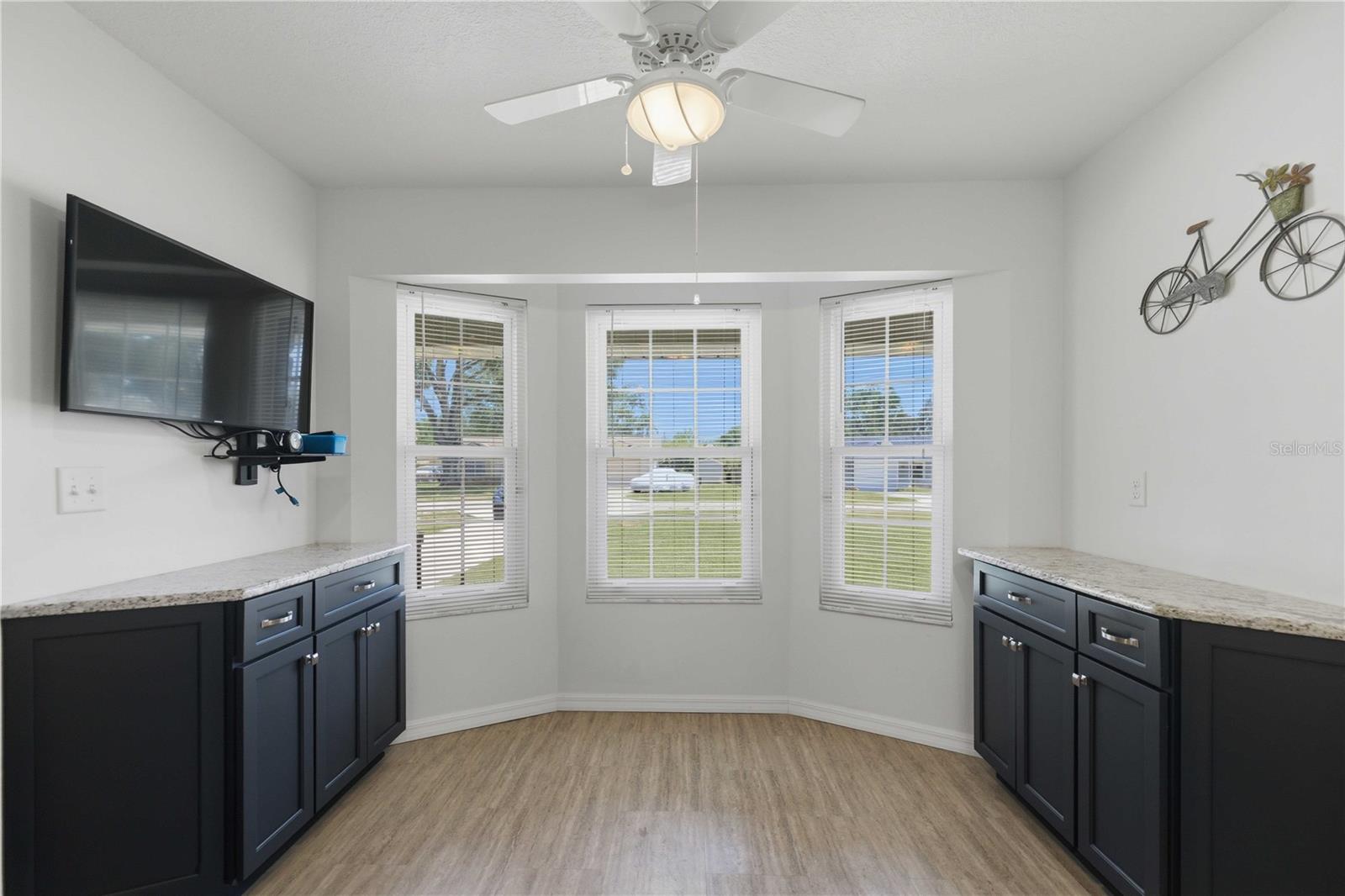 Image 10 of 26 For 4100 4th Terrace