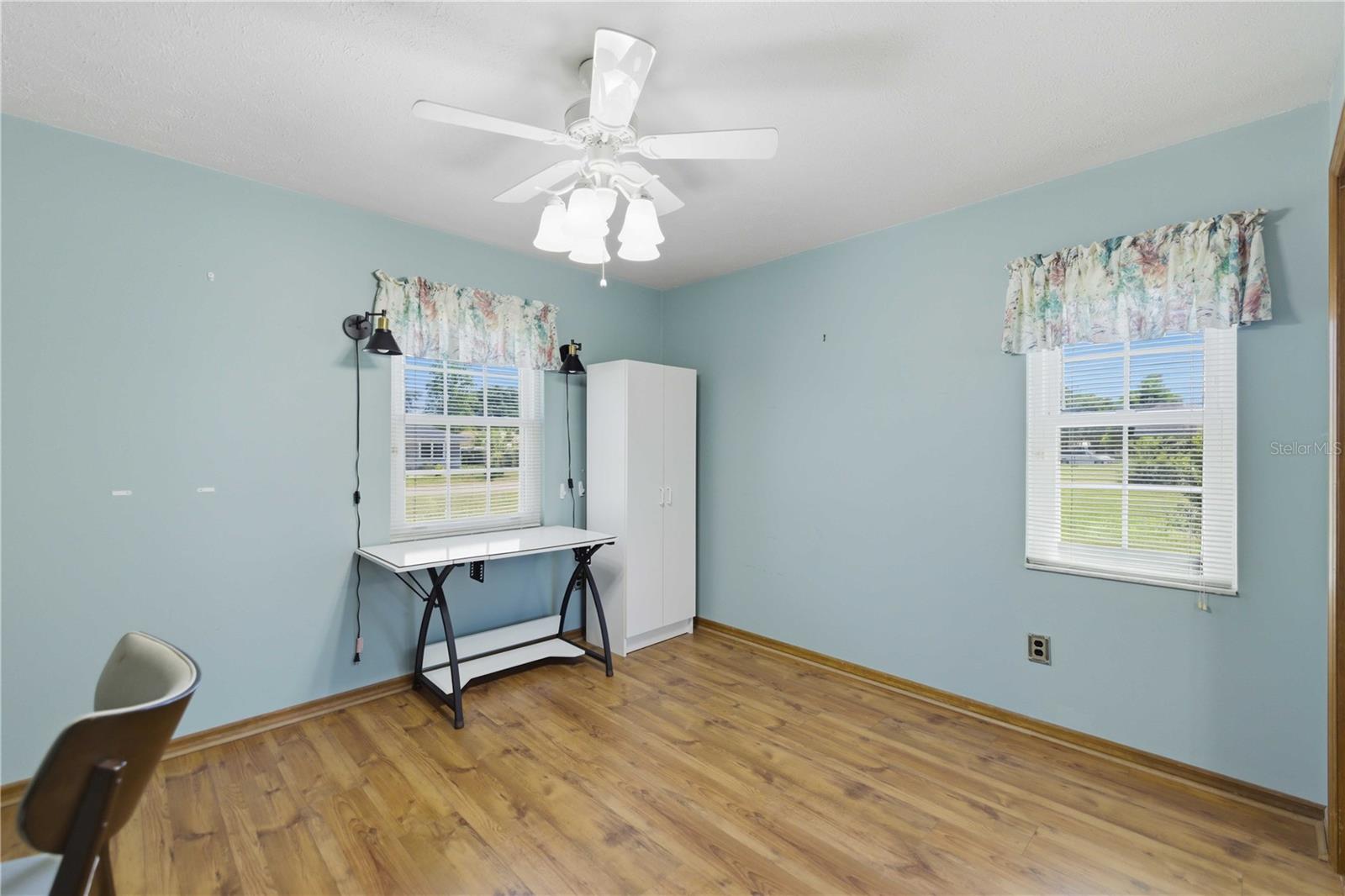 Image 14 of 26 For 4100 4th Terrace