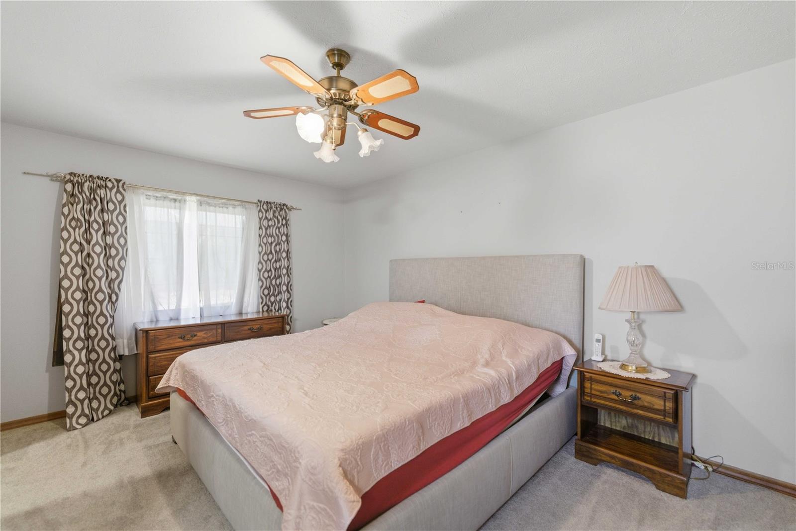 Image 17 of 26 For 4100 4th Terrace