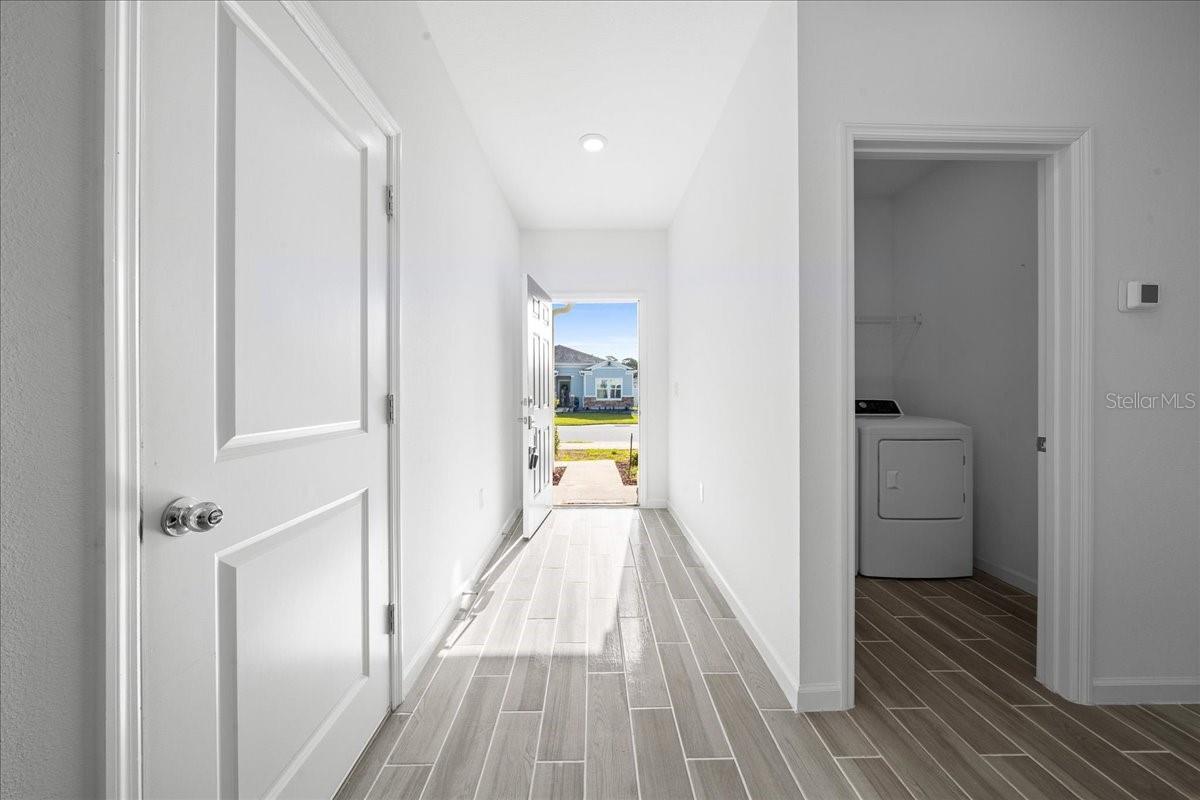 Image 23 of 42 For 7542 76th Terrace