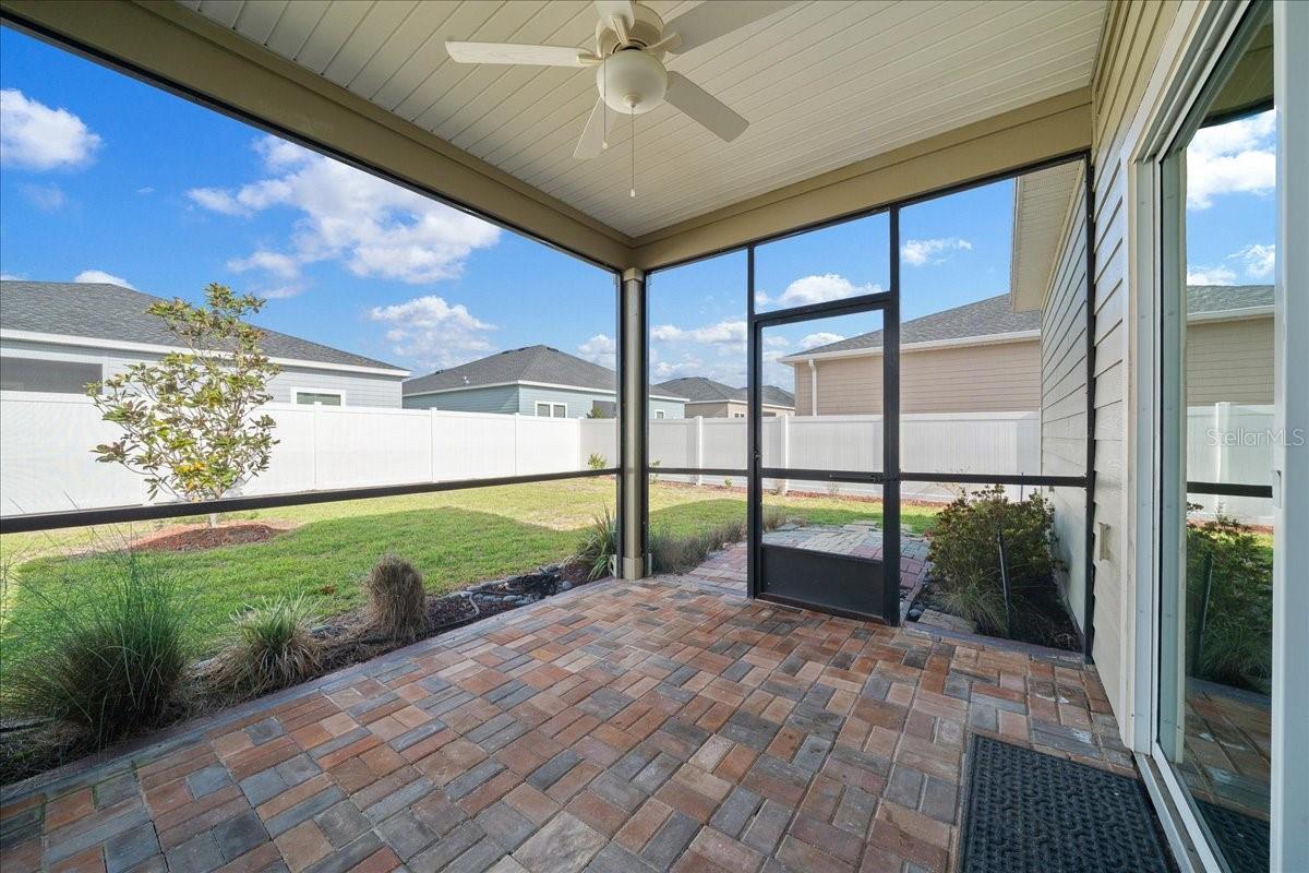 Image 27 of 42 For 7542 76th Terrace