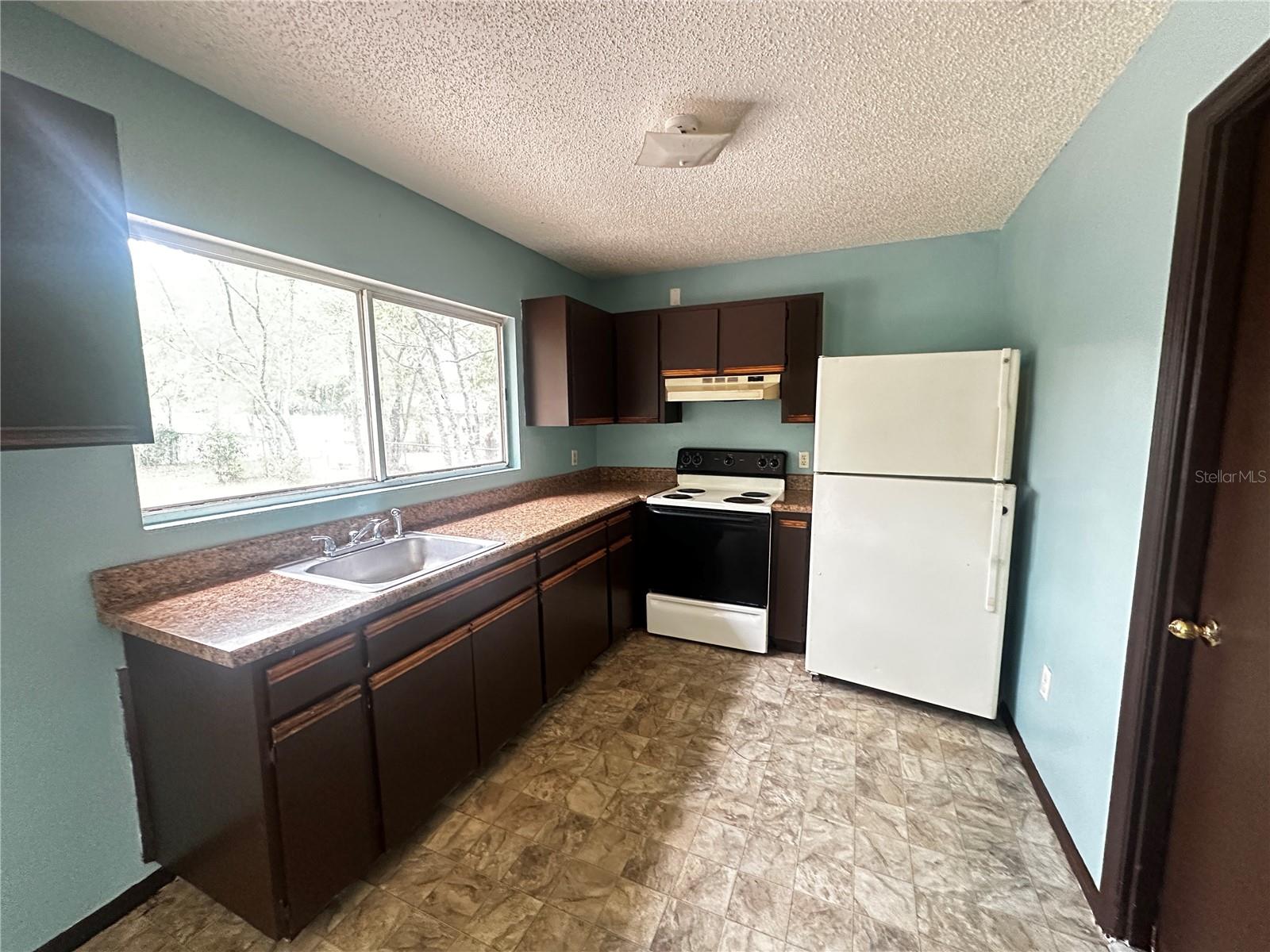 Image 4 of 8 For 417 Water Road