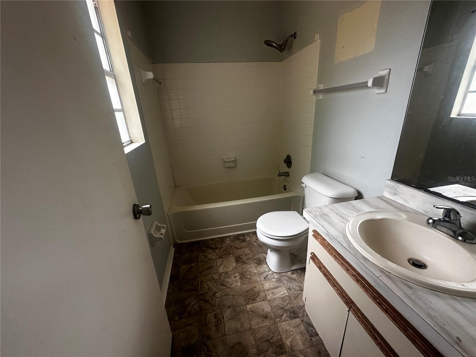 Image 8 of 8 For 417 Water Road