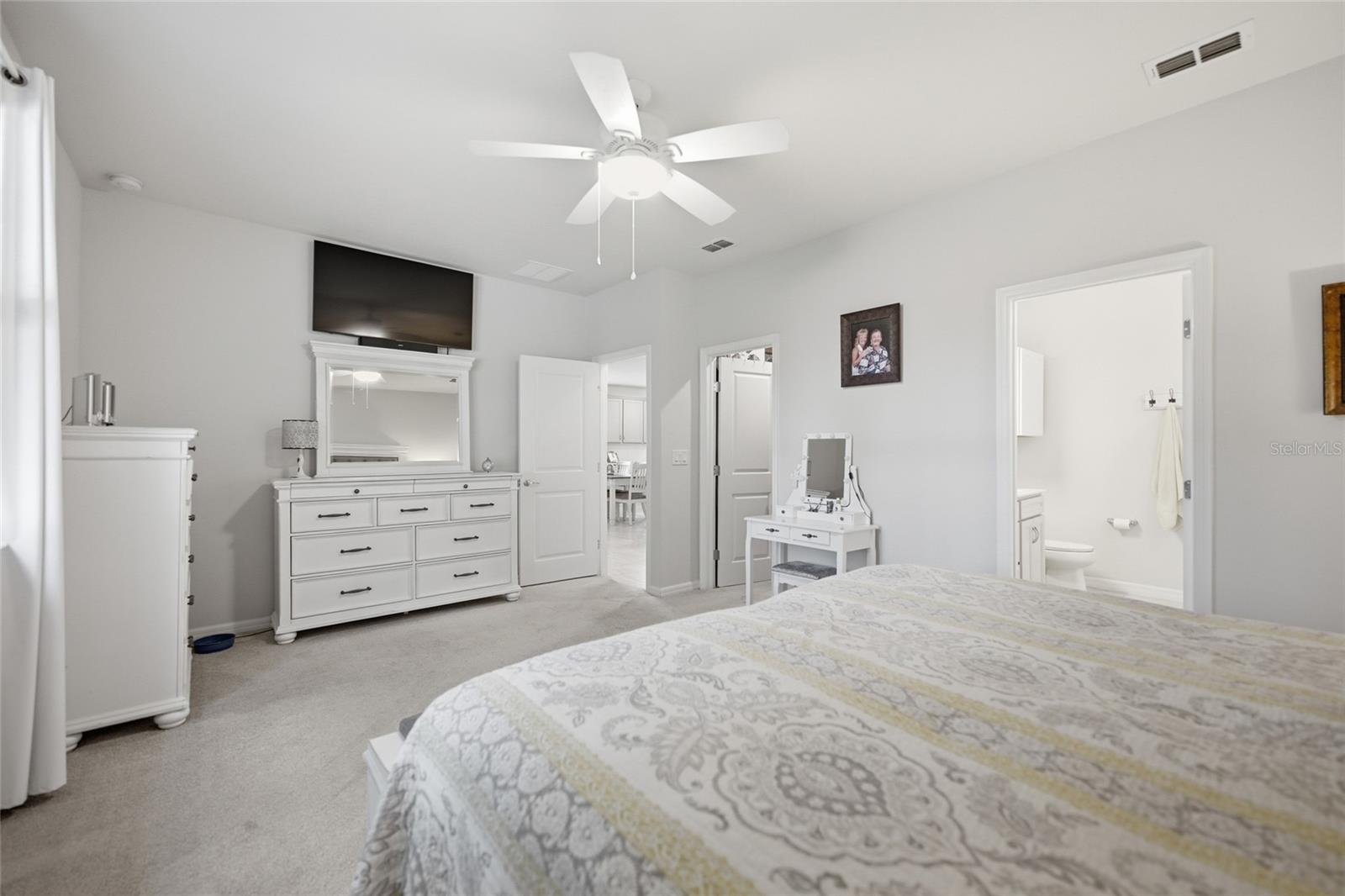 Image 18 of 42 For 4594 Farmhouse Gate Trail