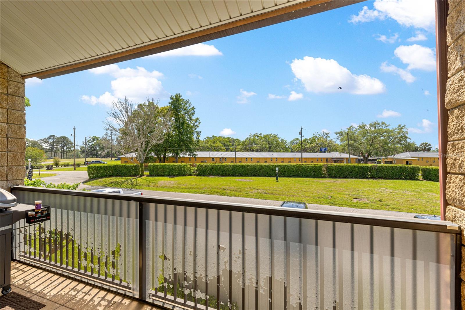 Image 16 of 41 For 2837 3rd Street 203