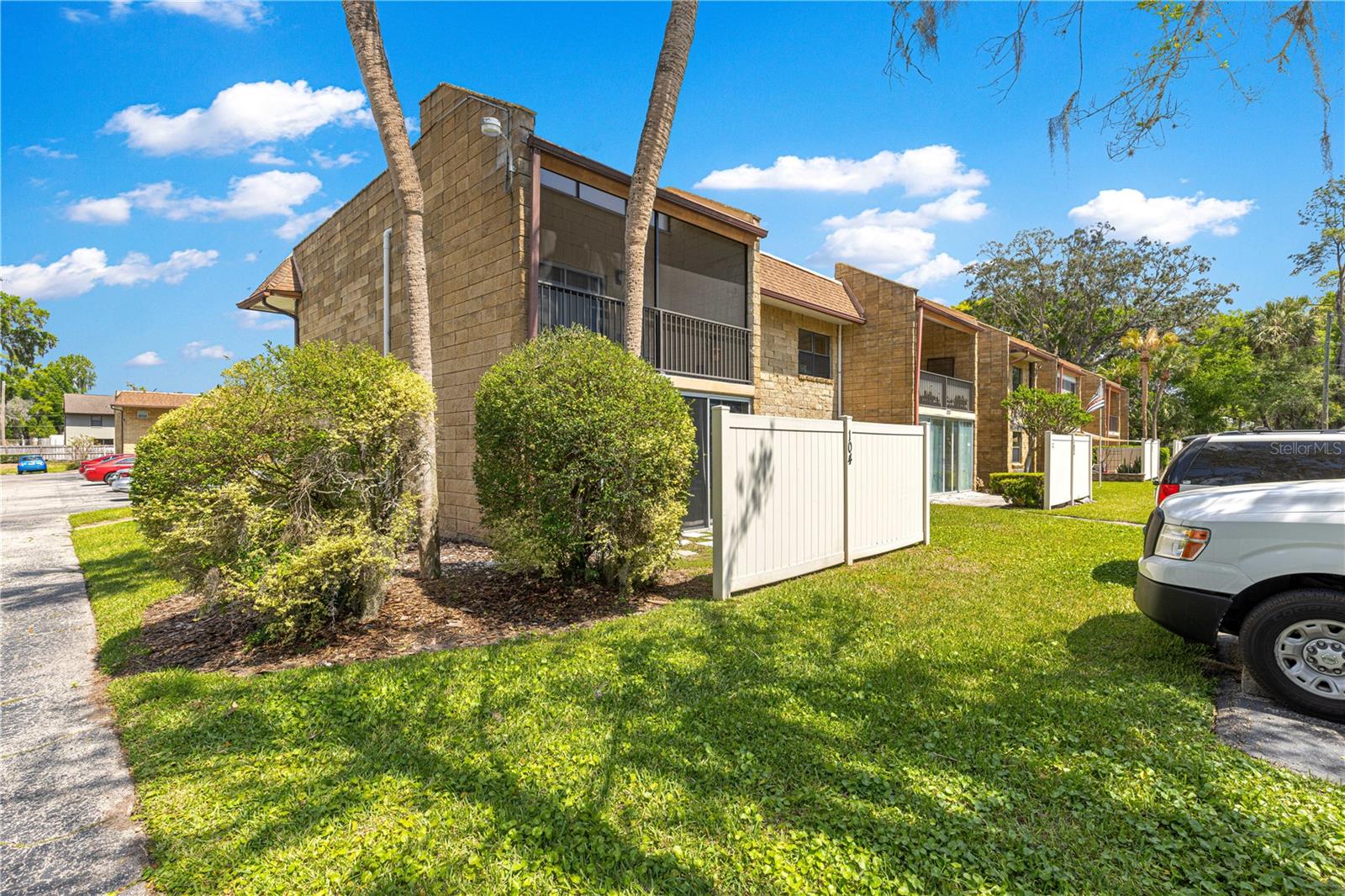 Image 31 of 41 For 2837 3rd Street 203