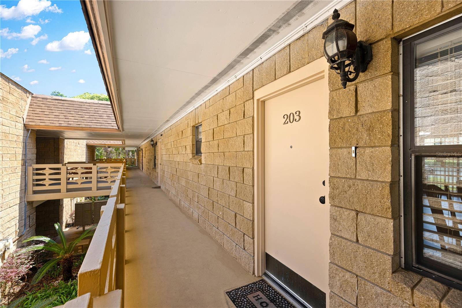 Image 5 of 41 For 2837 3rd Street 203