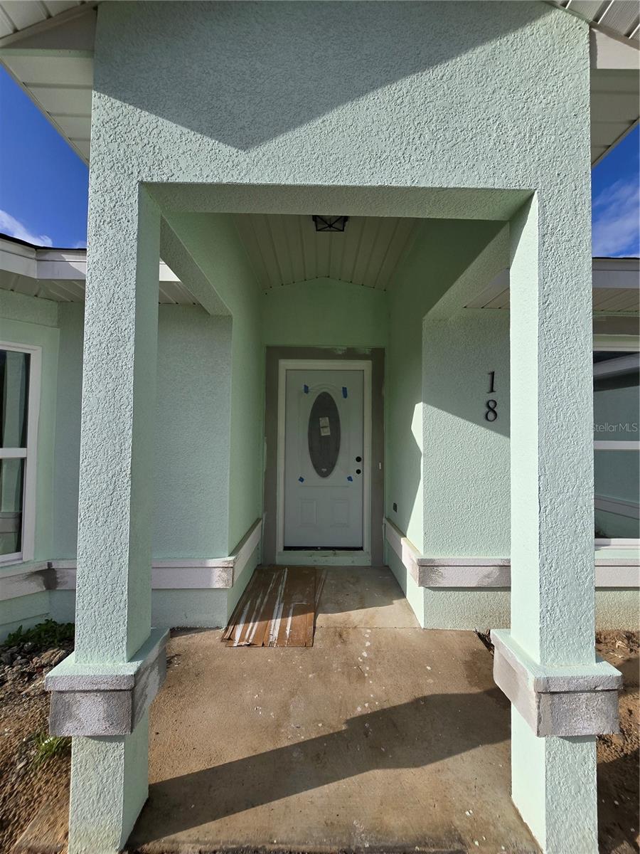 Listing photo id 9 for 18 Hemlock Radial Trail