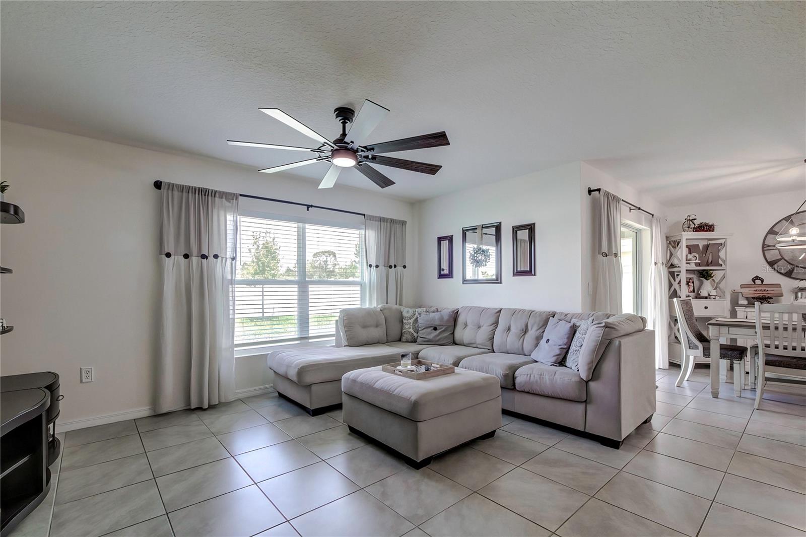 Image 11 of 28 For 4111 Autumn Amber Drive