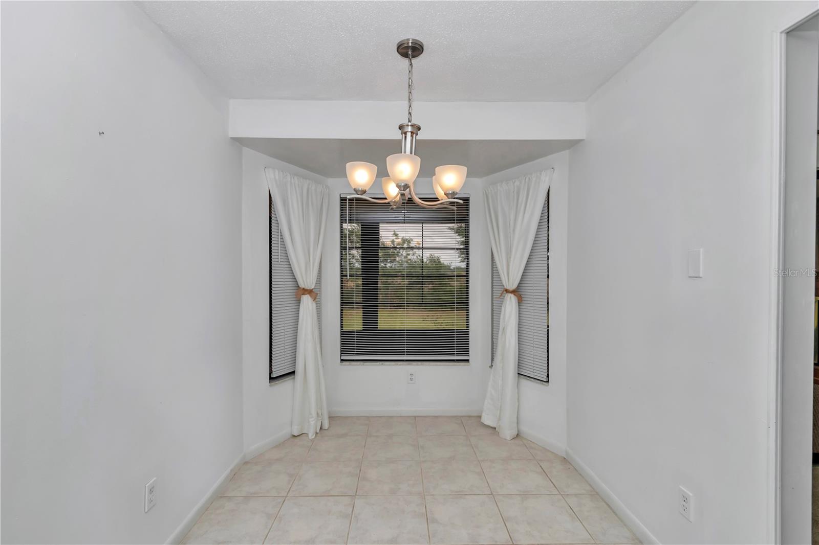 Image 11 of 40 For 21425 Plantation Street