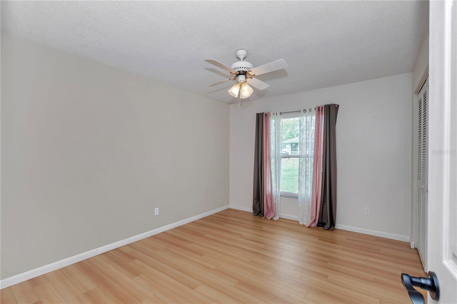 Image 18 of 40 For 21425 Plantation Street