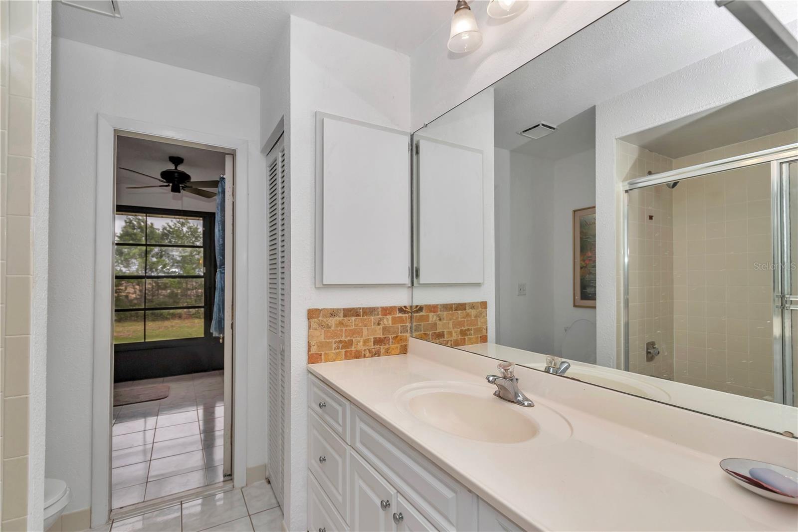 Image 22 of 40 For 21425 Plantation Street