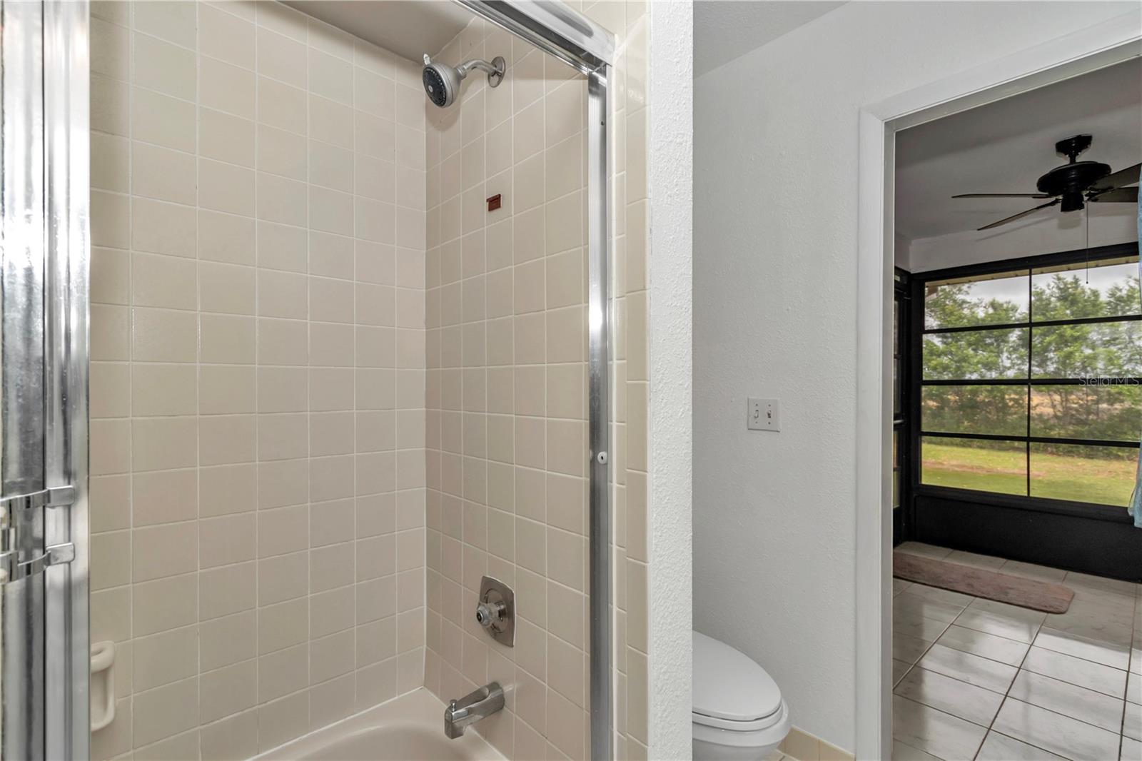 Image 23 of 40 For 21425 Plantation Street