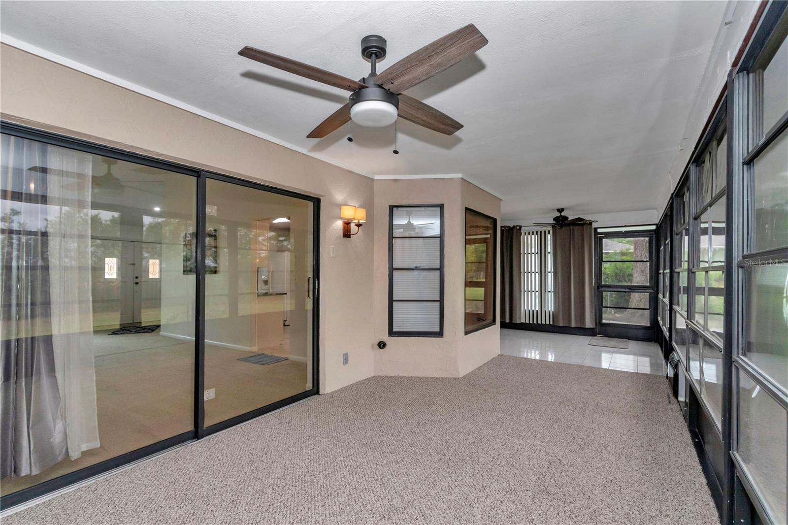 Image 28 of 40 For 21425 Plantation Street