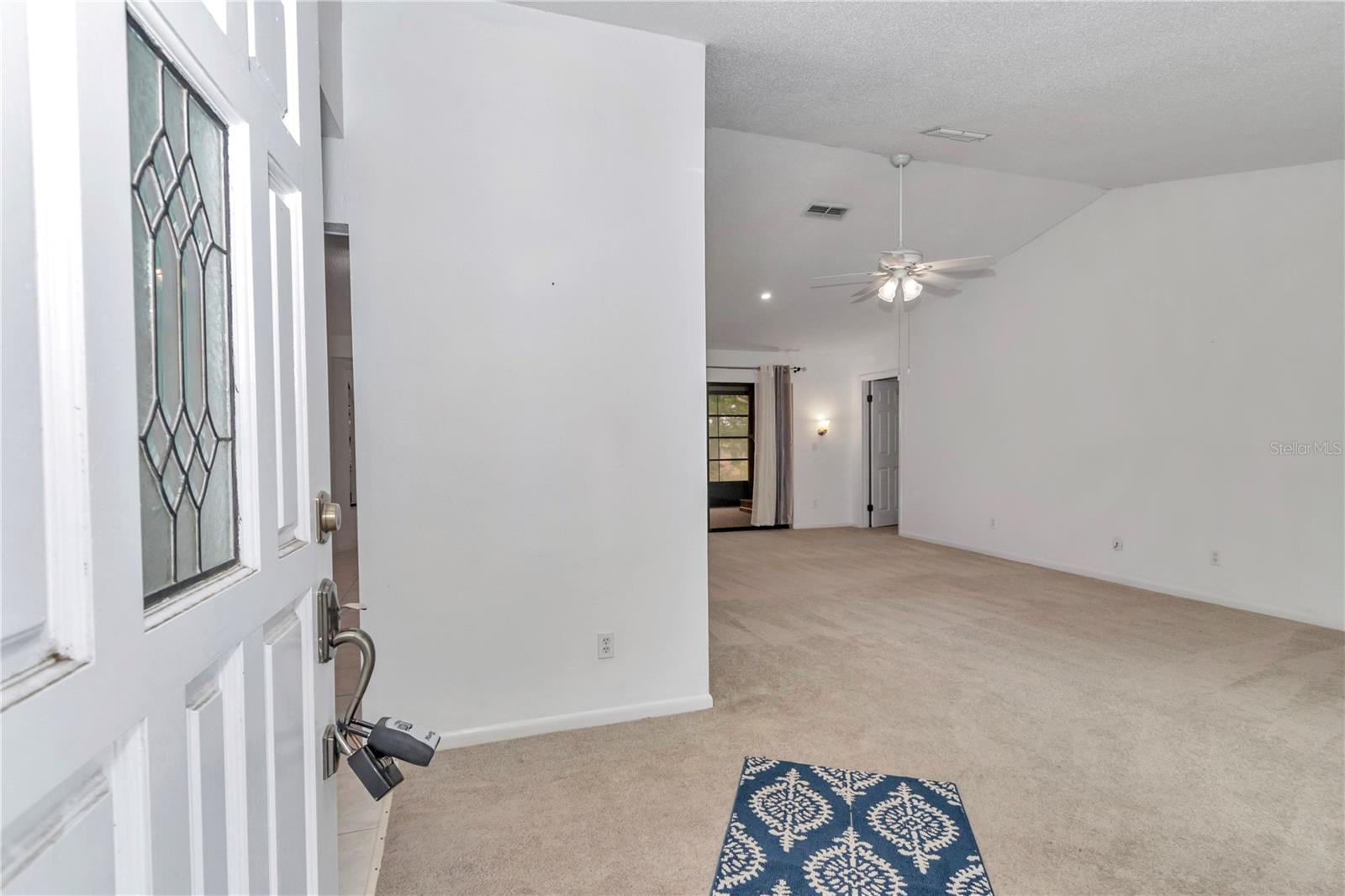 Image 5 of 40 For 21425 Plantation Street