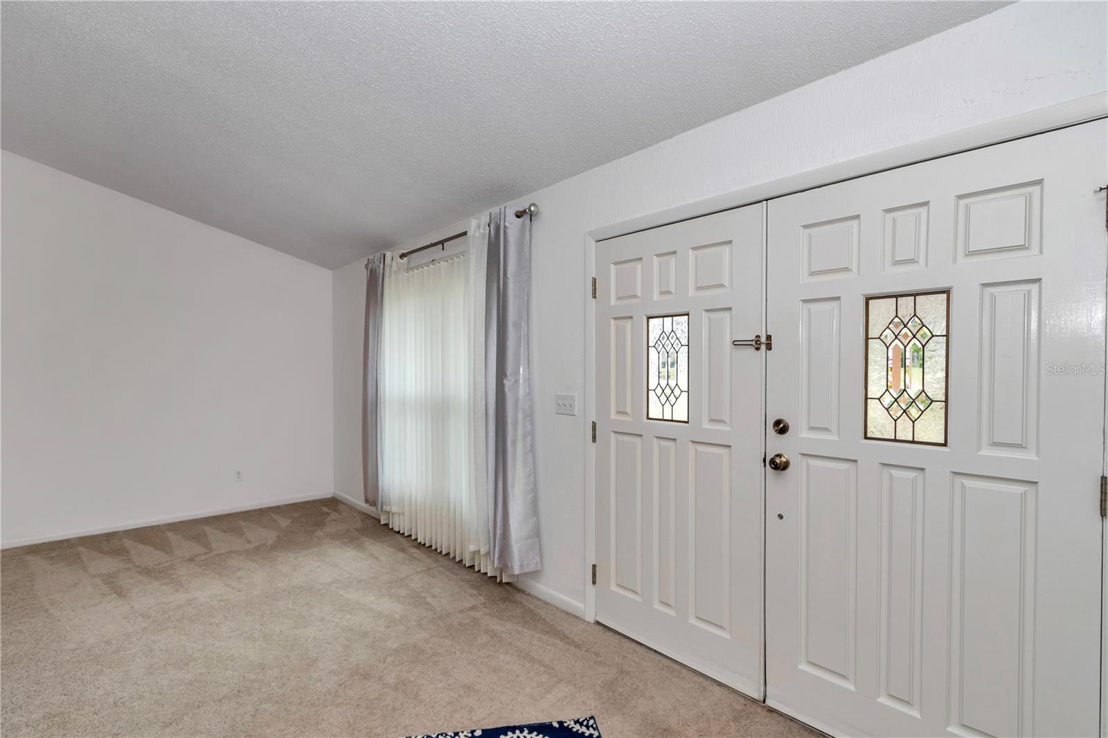 Image 6 of 40 For 21425 Plantation Street