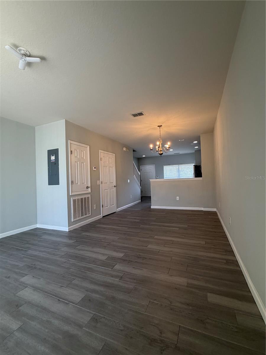 Image 7 of 27 For 4895 Sw 45th St.