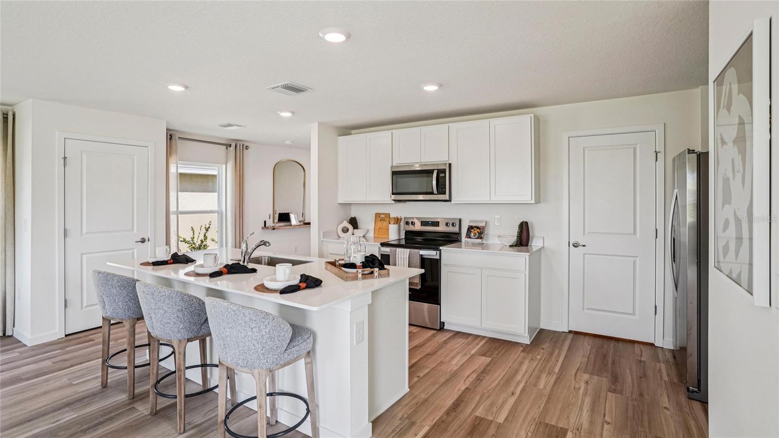 Image 5 of 32 For 3078 Evenmore Way