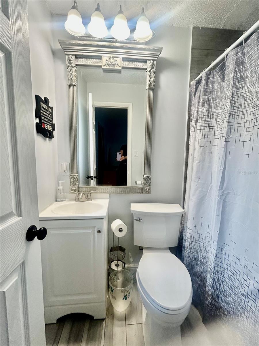 Image 16 of 23 For 3470 16th Avenue